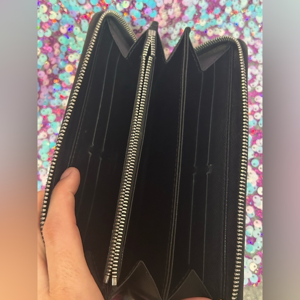 Mcm and Lv Rehab Wallets - Picture 5 of 16